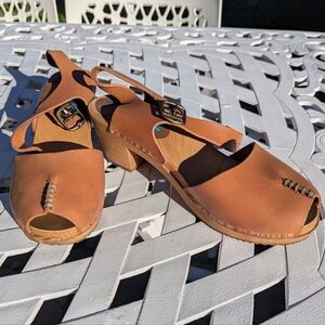Natural Color Wood sole clogs buckle made in Sweden sz9